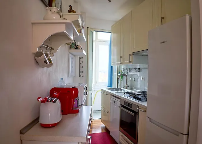 Apartment Naif Rom