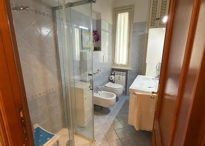 Apartment Naif Rom