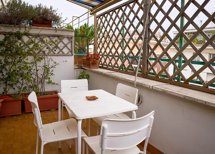 Naif Apartman