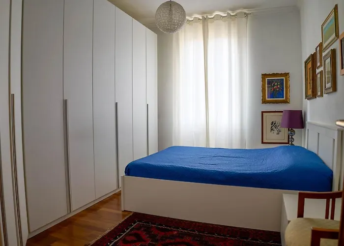 Naif Apartman Róma
